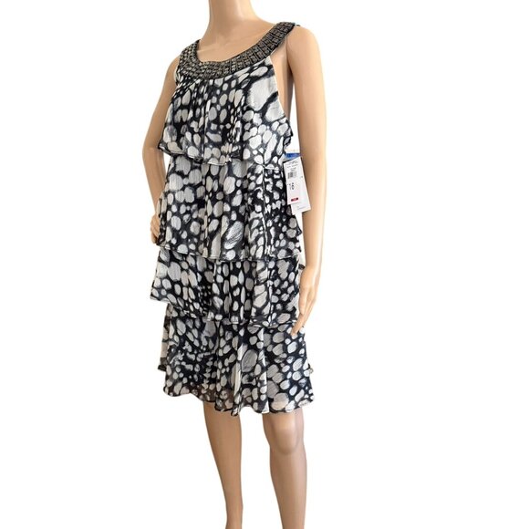 Studio 1 - Flowy Tiered Ruffle Dress - Size 16 - Sleeveless - Egyptian Neckline - Picture 1 of 13